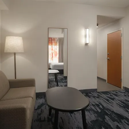 Fairfield Inn And Suites Cleveland Exterior photo