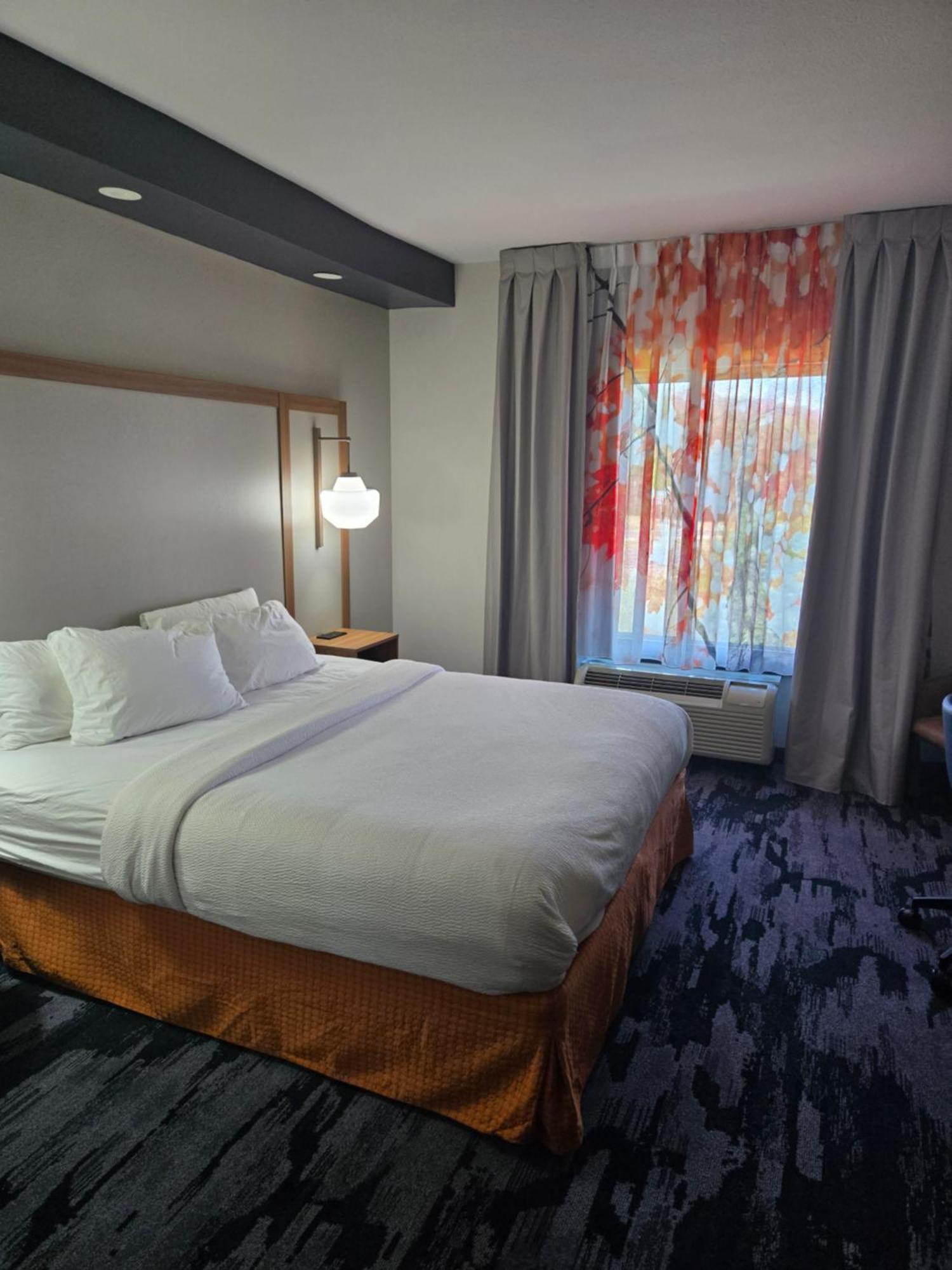 Hotel Fairfield And